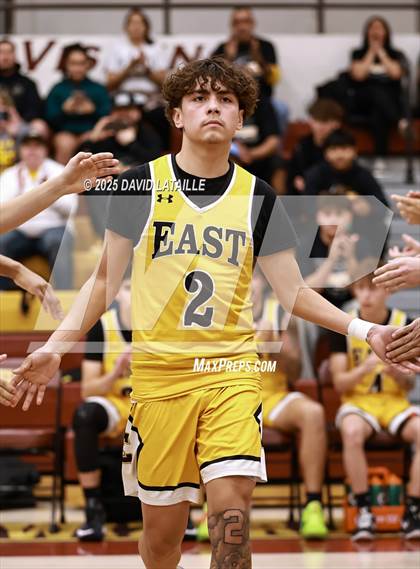 Thumbnail 1 in Windsor vs. Pueblo East (CHSAA 5A Round 1) photogallery.