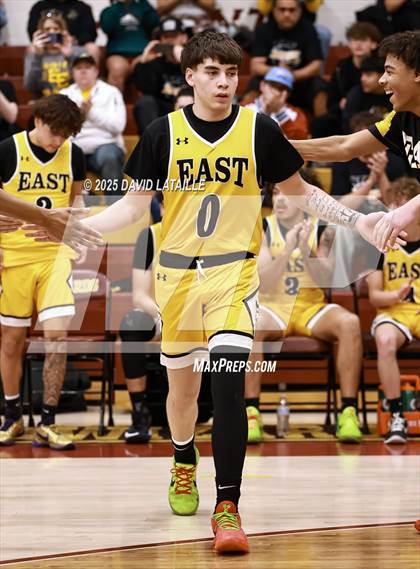 Thumbnail 1 in Windsor vs. Pueblo East (CHSAA 5A Round 1) photogallery.