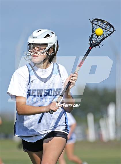 Thumbnail 2 in Newsome vs  Barron Collier (Pre-season Showcase) photogallery.