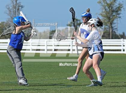 Thumbnail 3 in Newsome vs  Barron Collier (Pre-season Showcase) photogallery.