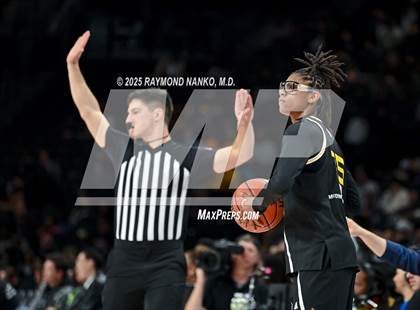 Thumbnail 2 in McDonald's All American Games  photogallery.