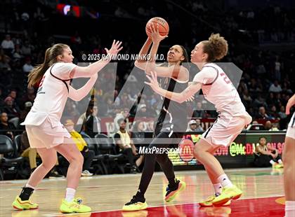 Thumbnail 2 in McDonald's All American Games  photogallery.