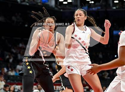 Thumbnail 2 in McDonald's All American Games  photogallery.