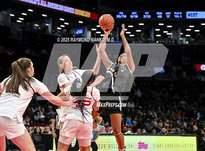 Thumbnail 3 in McDonald's All American Games  photogallery.