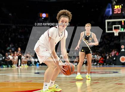 Thumbnail 3 in McDonald's All American Games  photogallery.