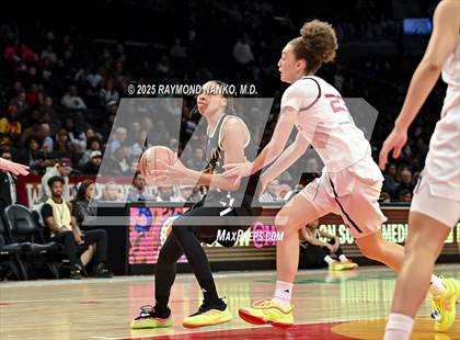 Thumbnail 1 in McDonald's All American Games  photogallery.