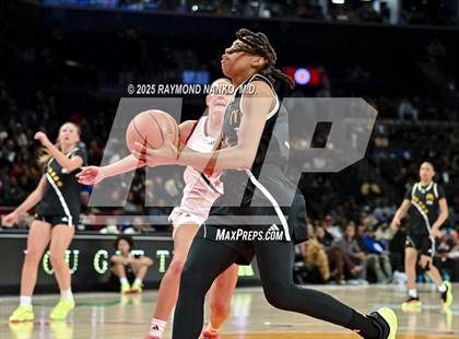 Thumbnail 2 in McDonald's All American Games  photogallery.