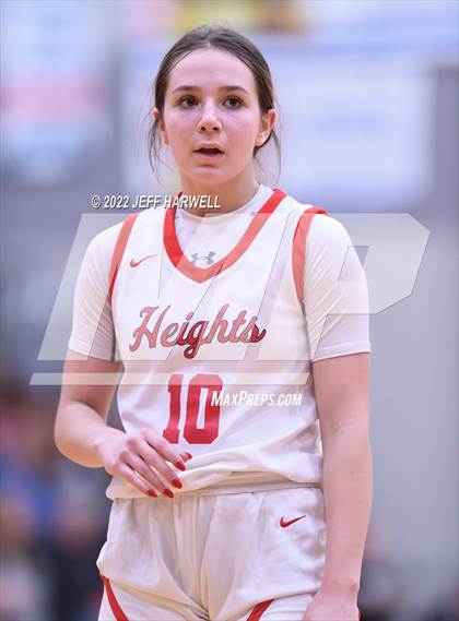 Thumbnail 3 in Cuyahoga Heights vs. Dalton (OHSAA D4 District Semifinal) photogallery.