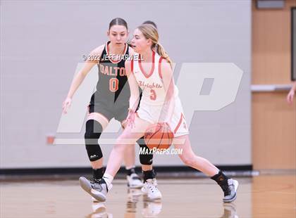 Thumbnail 1 in Cuyahoga Heights vs. Dalton (OHSAA D4 District Semifinal) photogallery.