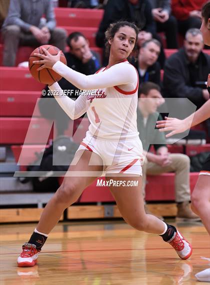 Thumbnail 2 in Cuyahoga Heights vs. Dalton (OHSAA D4 District Semifinal) photogallery.