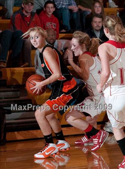 Thumbnail 3 in  Loudon vs Clinton (Oliver Springs Bobcat Thanksgiving Classic) photogallery.