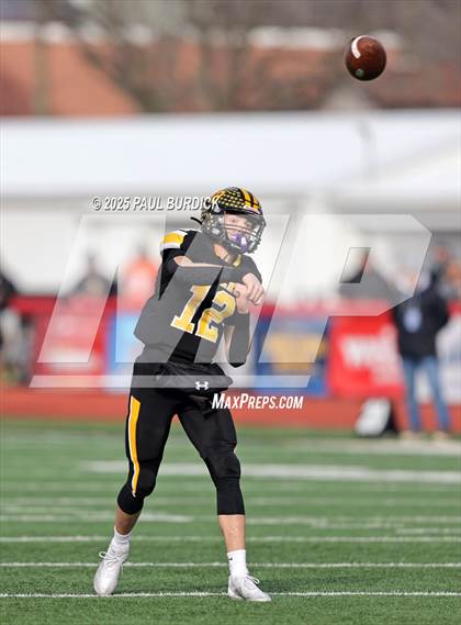 Thumbnail 3 in Avonworth @ Northwestern Lehigh (PIAA 3A Final) photogallery.