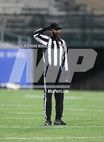 Thumbnail 3 in Muir vs Pasadena photogallery.