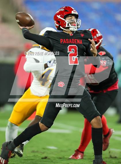 Thumbnail 2 in Muir vs Pasadena photogallery.
