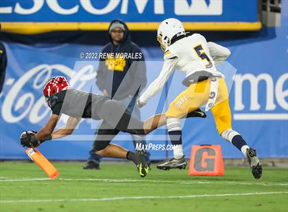 Thumbnail 2 in Muir vs Pasadena photogallery.