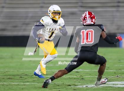 Thumbnail 3 in Muir vs Pasadena photogallery.