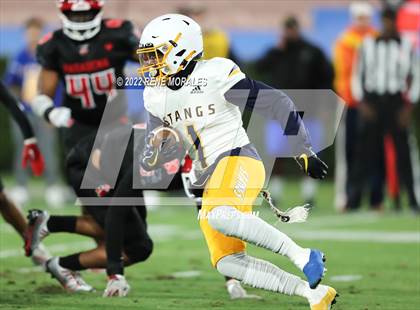 Thumbnail 2 in Muir vs Pasadena photogallery.