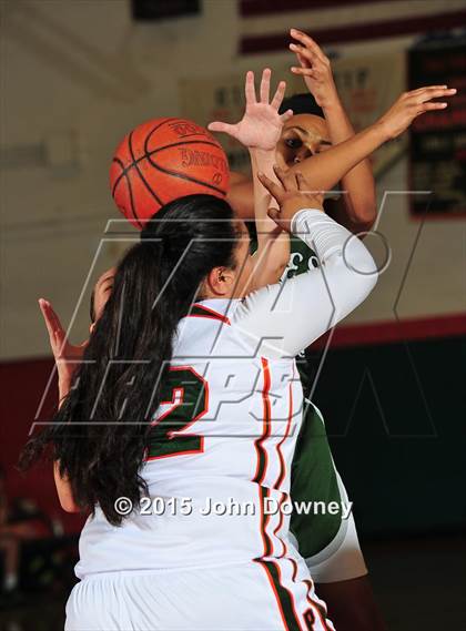 Thumbnail 2 in Murrieta Mesa @ Poly (Lady Bears Holiday Classic) photogallery.