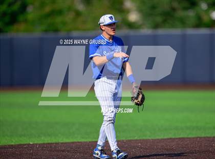 Thumbnail 1 in Carthage vs. Spring Hill (UIL 4A D2 Region Final Game 3) photogallery.