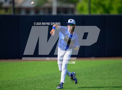 Thumbnail 2 in Carthage vs. Spring Hill (UIL 4A D2 Region Final Game 3) photogallery.