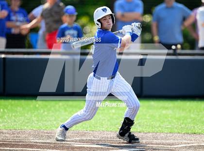 Thumbnail 1 in Carthage vs. Spring Hill (UIL 4A D2 Region Final Game 3) photogallery.