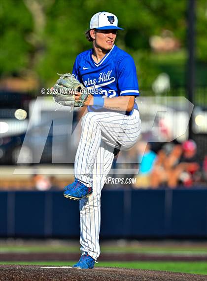 Thumbnail 3 in Carthage vs. Spring Hill (UIL 4A D2 Region Final Game 3) photogallery.