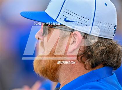 Thumbnail 1 in Carthage vs. Spring Hill (UIL 4A D2 Region Final Game 3) photogallery.