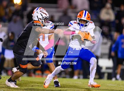 Thumbnail 2 in Glenn @ North Davidson photogallery.