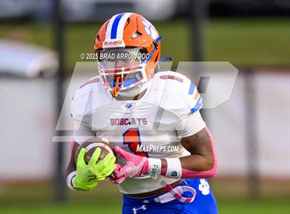 Thumbnail 1 in Glenn @ North Davidson photogallery.