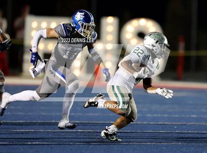 Thumbnail 2 in De La Salle @ Folsom photogallery.