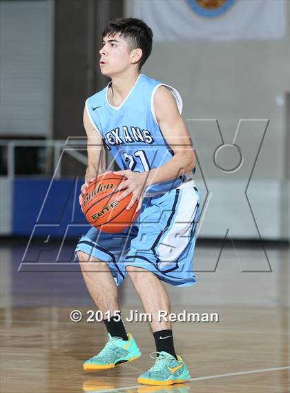 Thumbnail 1 in Pearce vs. Sam Rayburn (McDonald's Texas Invitational) photogallery.