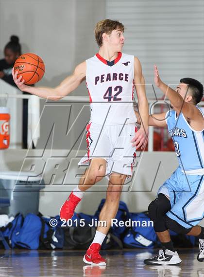 Thumbnail 1 in Pearce vs. Sam Rayburn (McDonald's Texas Invitational) photogallery.
