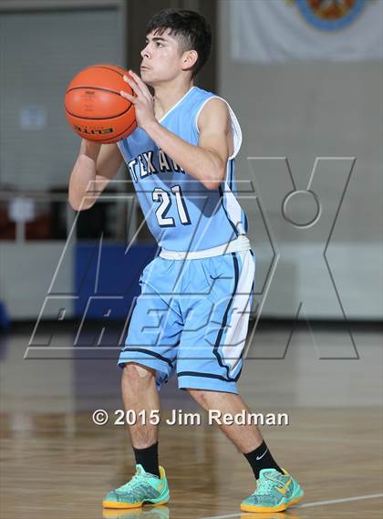 Thumbnail 2 in Pearce vs. Sam Rayburn (McDonald's Texas Invitational) photogallery.