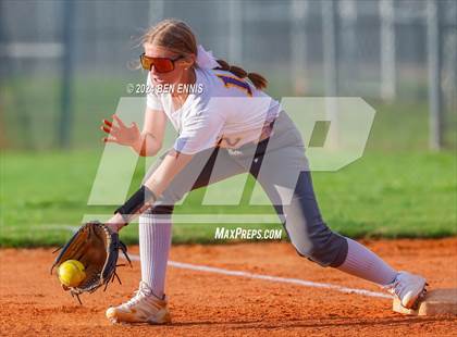 Thumbnail 3 in Sandy Creek @ Hampton photogallery.