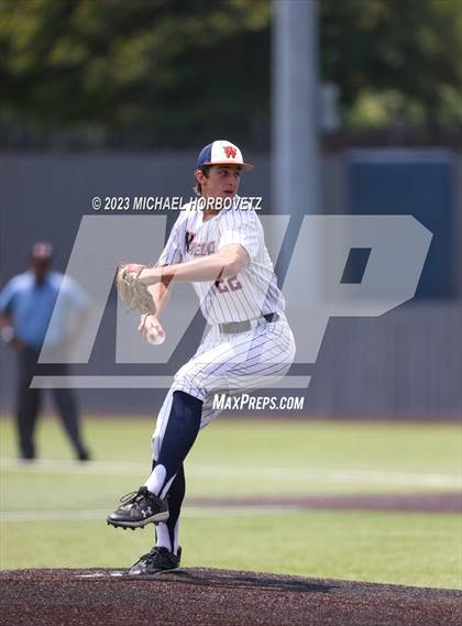 Thumbnail 1 in Wakeland vs. Poteet (UIL 5A Regional Quarterfinals) photogallery.