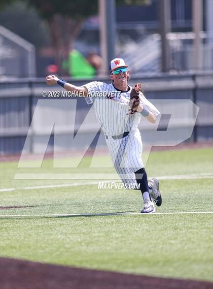 Thumbnail 1 in Wakeland vs. Poteet (UIL 5A Regional Quarterfinals) photogallery.