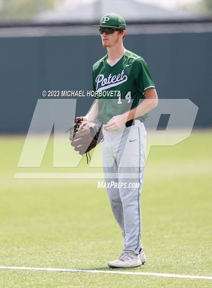Thumbnail 3 in Wakeland vs. Poteet (UIL 5A Regional Quarterfinals) photogallery.