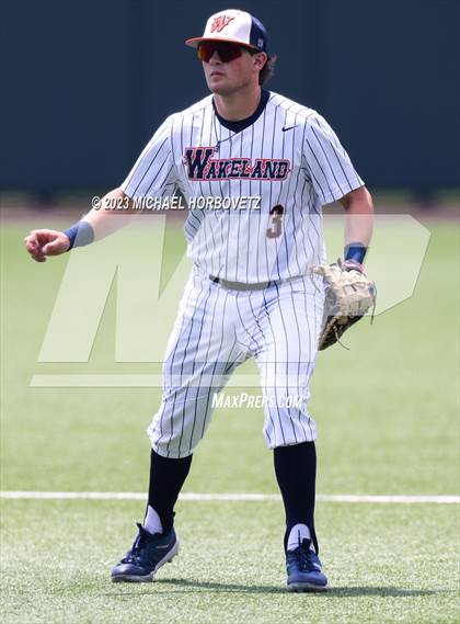 Thumbnail 1 in Wakeland vs. Poteet (UIL 5A Regional Quarterfinals) photogallery.