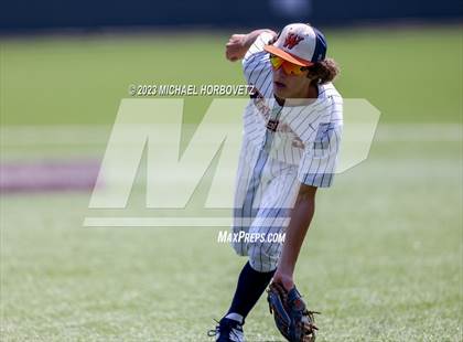 Thumbnail 2 in Wakeland vs. Poteet (UIL 5A Regional Quarterfinals) photogallery.