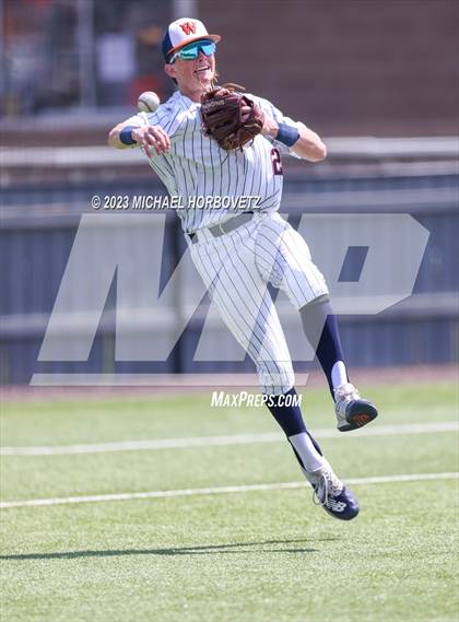 Thumbnail 2 in Wakeland vs. Poteet (UIL 5A Regional Quarterfinals) photogallery.