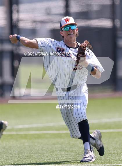 Thumbnail 2 in Wakeland vs. Poteet (UIL 5A Regional Quarterfinals) photogallery.