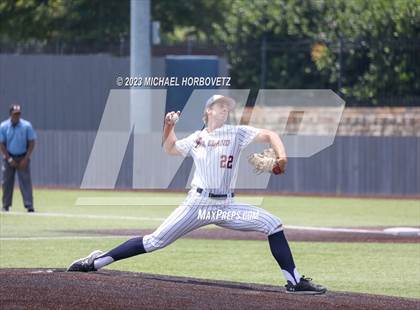 Thumbnail 1 in Wakeland vs. Poteet (UIL 5A Regional Quarterfinals) photogallery.