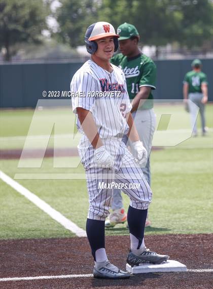 Thumbnail 3 in Wakeland vs. Poteet (UIL 5A Regional Quarterfinals) photogallery.