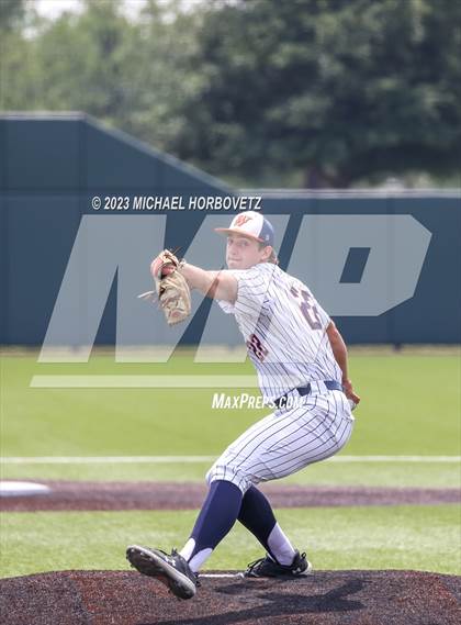 Thumbnail 2 in Wakeland vs. Poteet (UIL 5A Regional Quarterfinals) photogallery.