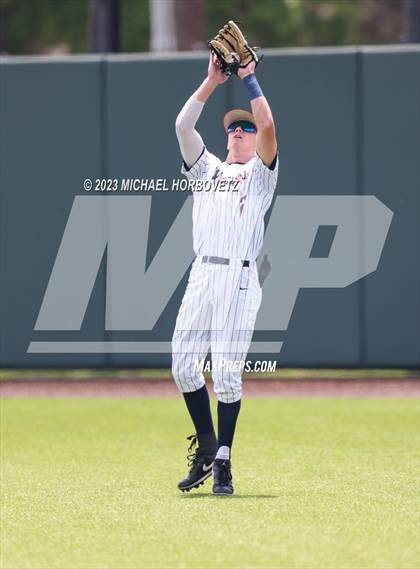 Thumbnail 2 in Wakeland vs. Poteet (UIL 5A Regional Quarterfinals) photogallery.