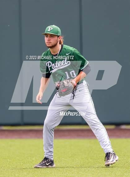 Thumbnail 1 in Wakeland vs. Poteet (UIL 5A Regional Quarterfinals) photogallery.