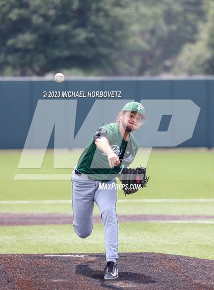 Thumbnail 3 in Wakeland vs. Poteet (UIL 5A Regional Quarterfinals) photogallery.