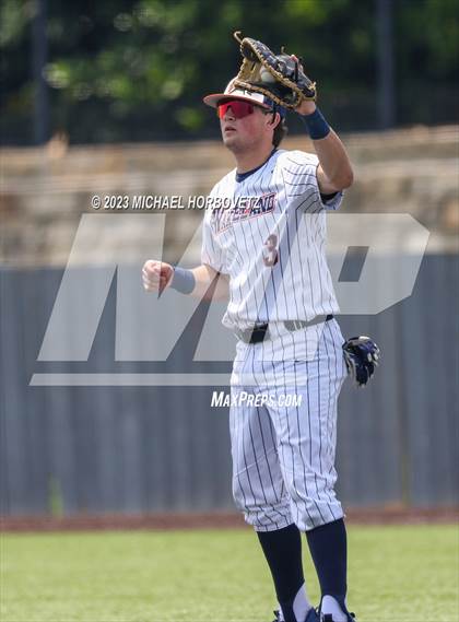 Thumbnail 2 in Wakeland vs. Poteet (UIL 5A Regional Quarterfinals) photogallery.