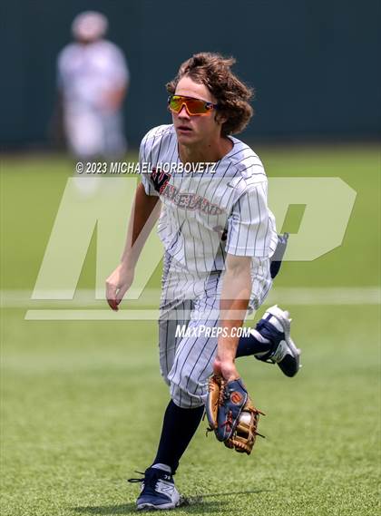 Thumbnail 3 in Wakeland vs. Poteet (UIL 5A Regional Quarterfinals) photogallery.