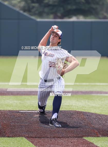 Thumbnail 2 in Wakeland vs. Poteet (UIL 5A Regional Quarterfinals) photogallery.